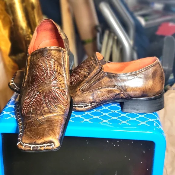 Shoes | Flattoed Scorpion Dress Shoe | Poshmark display picture 3